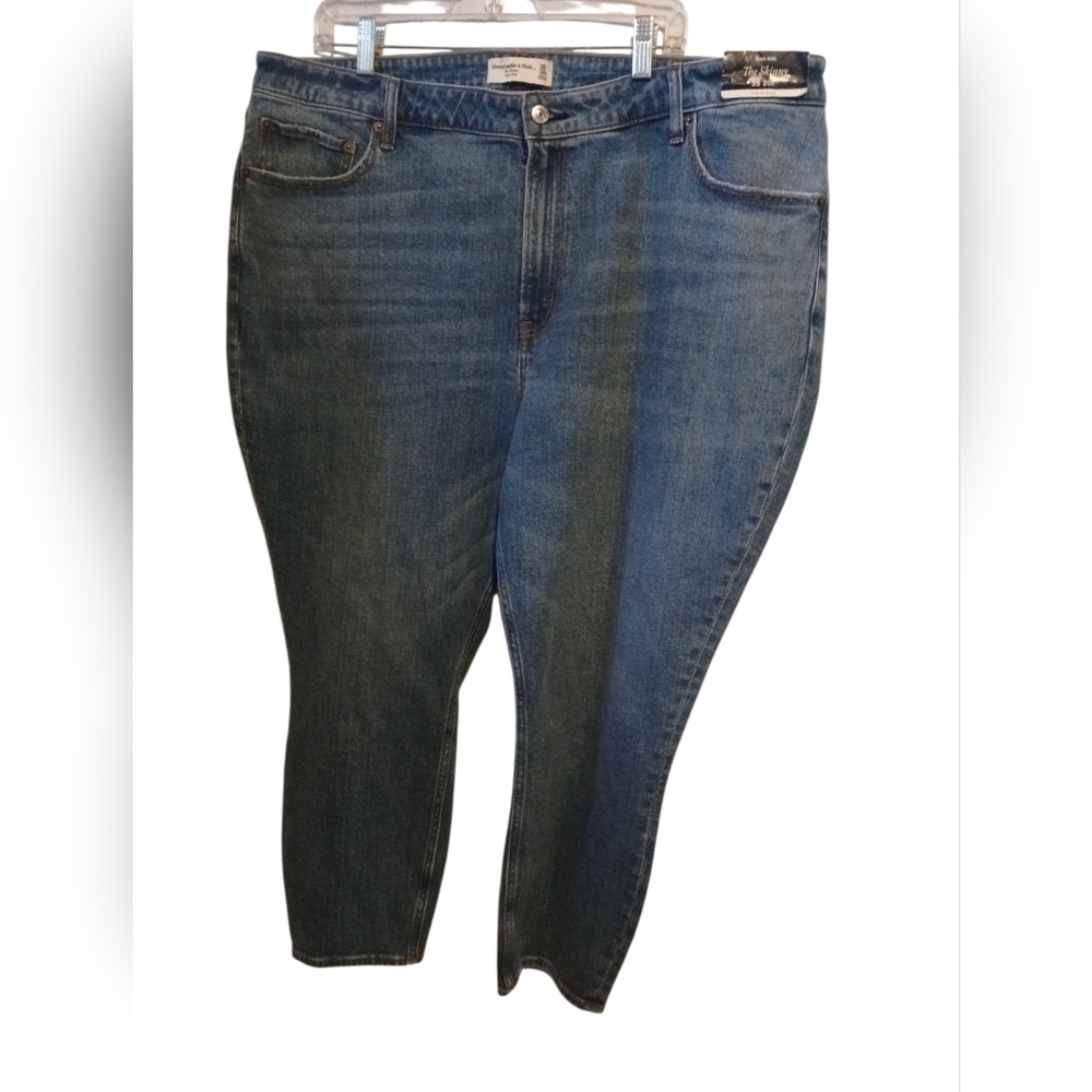 NWT Abercrombie And Fitch Curve Love Skinny Jeans.35 20